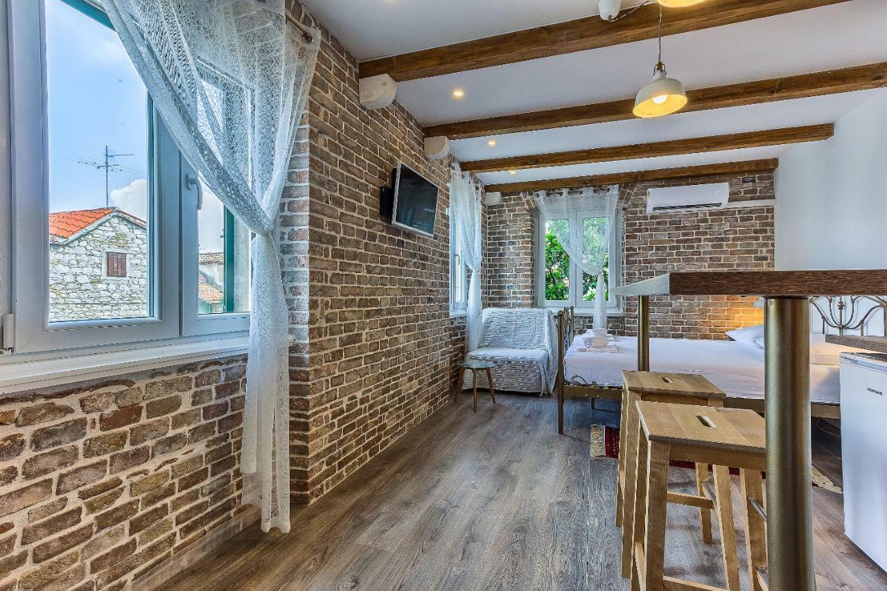 ספליט Charming Studio Apartment מראה חיצוני תמונה
