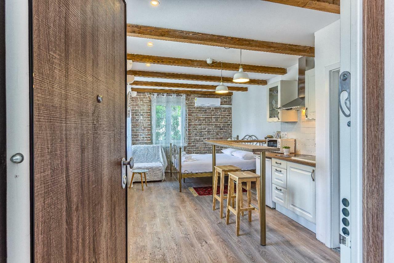 ספליט Charming Studio Apartment מראה חיצוני תמונה